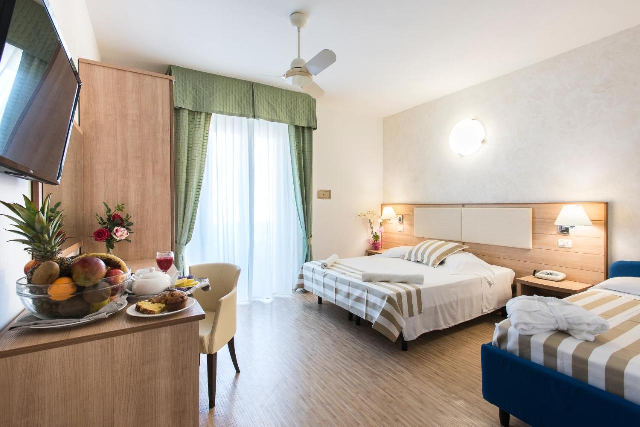 Hotel Losanna Gabicce Mare Εξωτερικό φωτογραφία