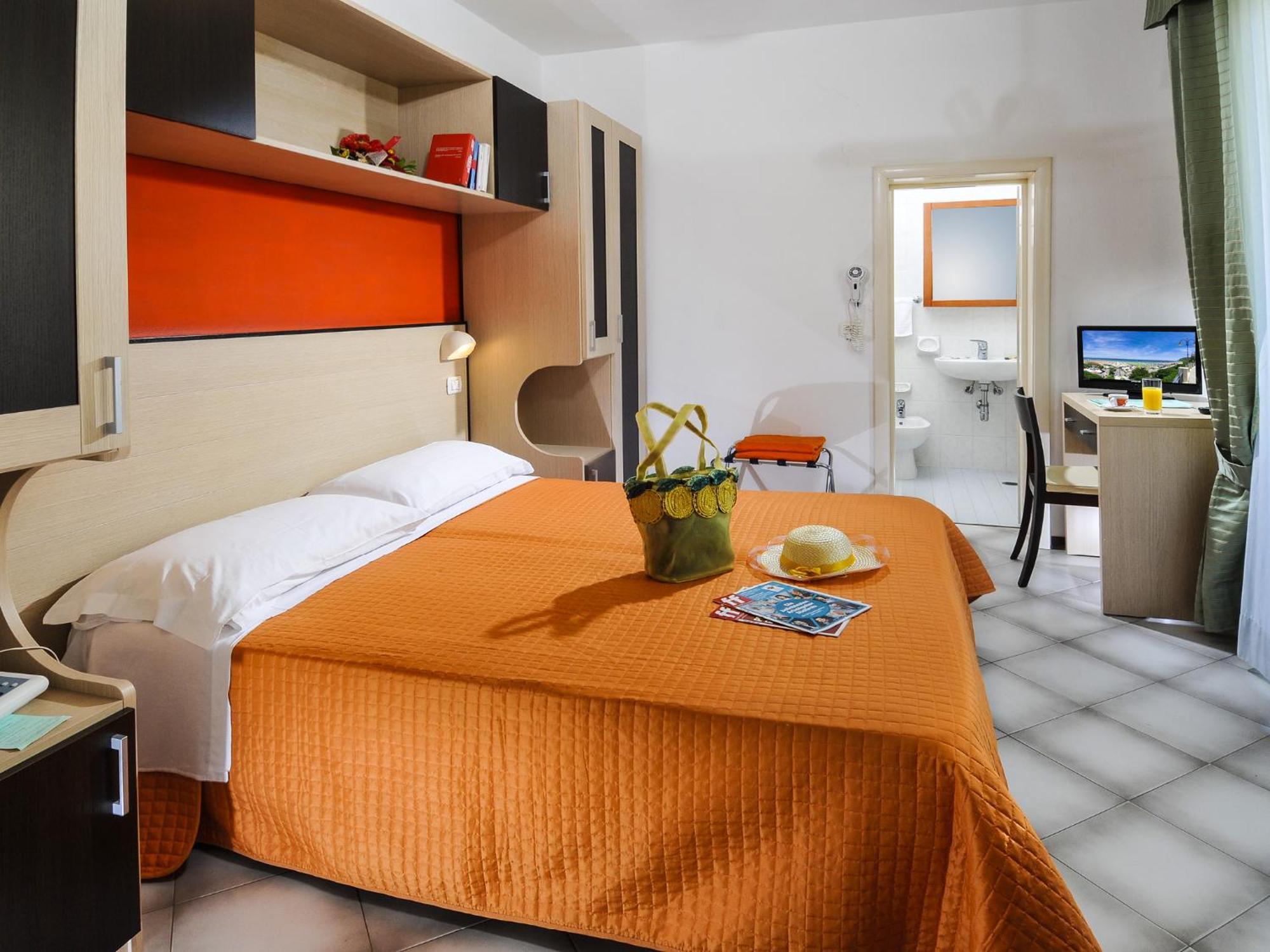 Hotel Losanna Gabicce Mare Εξωτερικό φωτογραφία