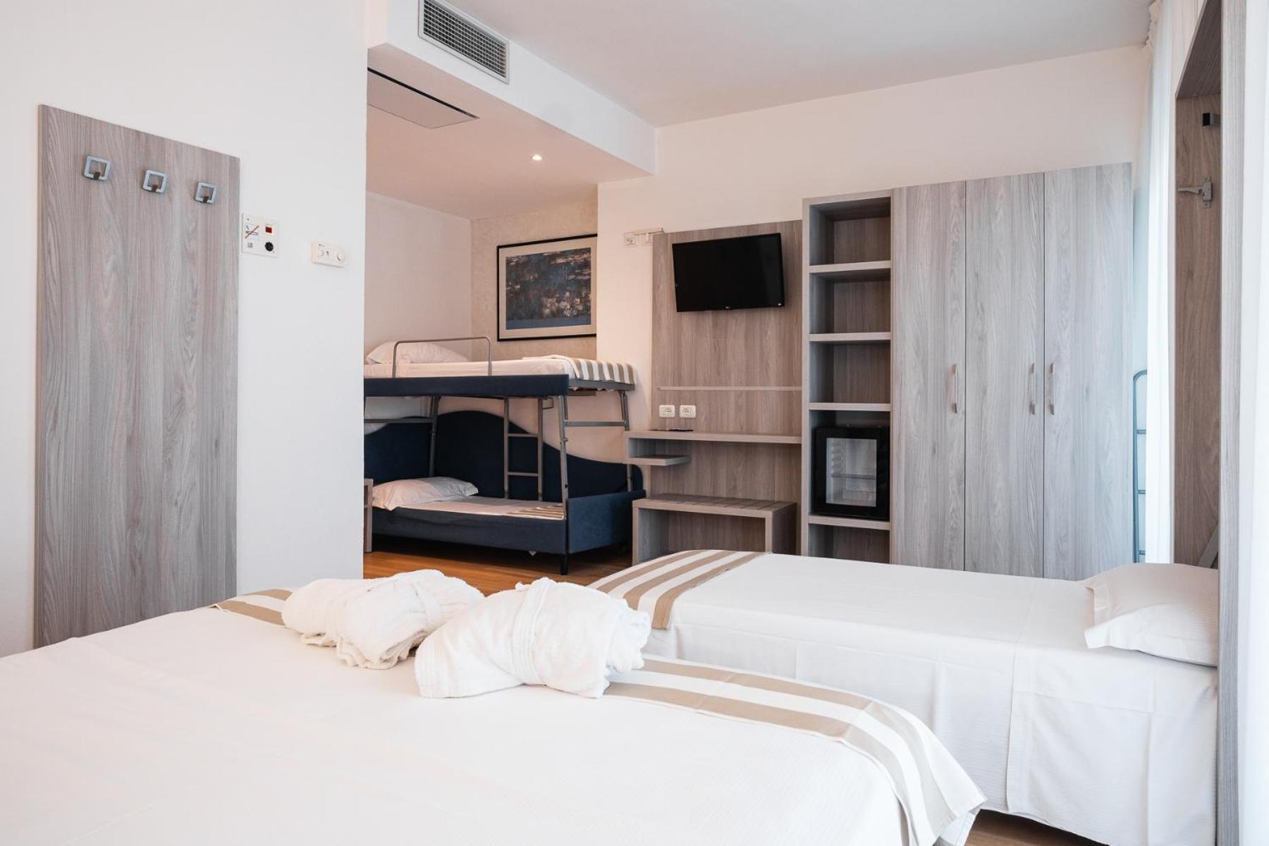 Hotel Losanna Gabicce Mare Εξωτερικό φωτογραφία